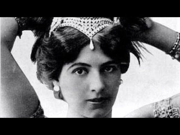 マタ・ハリ　伝説の女スパイ